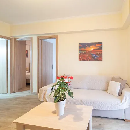 Charmy 2bd Near Mon Repos * Anemomylos