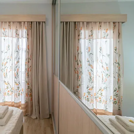 Charmy 2bd Near Mon Repos 아파트