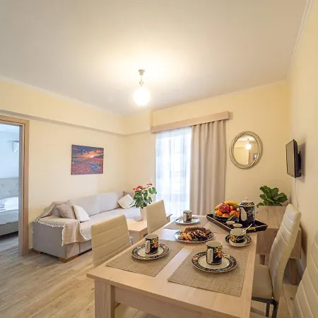 Charmy 2bd Near Mon Repos 아파트 *