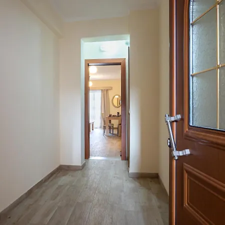 아파트 Charmy 2bd Near Mon Repos *